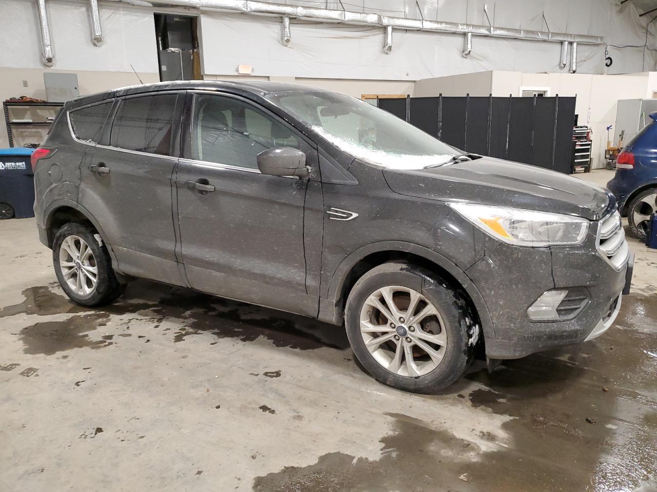2019 Ford Escape - Image 4