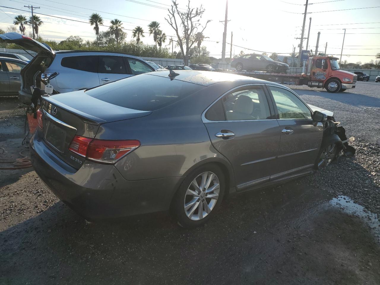 2012 Lexus ES - Image 3