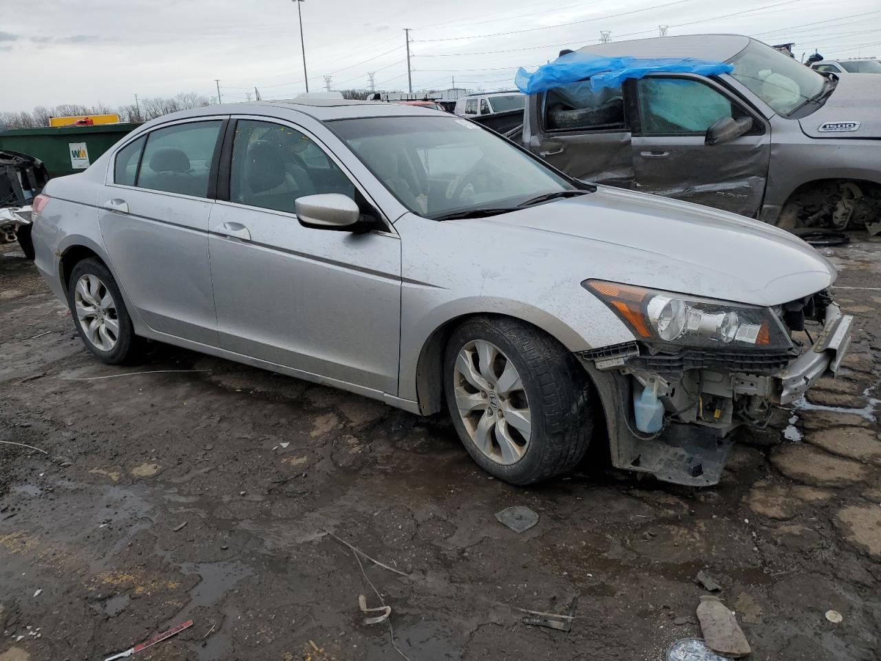 2010 Honda Accord - Image 4
