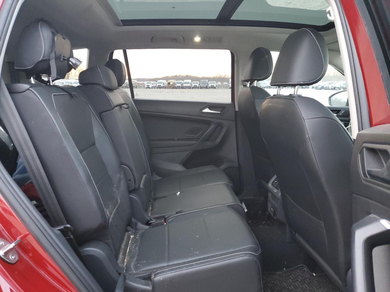 2021 Volkswagen Tiguan - Image 11