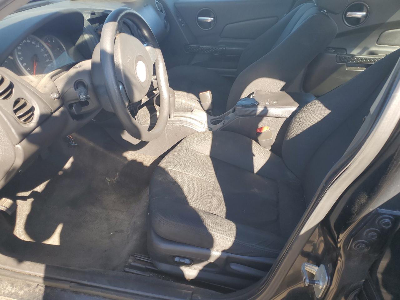 2006 Pontiac Grand Prix - Image 7
