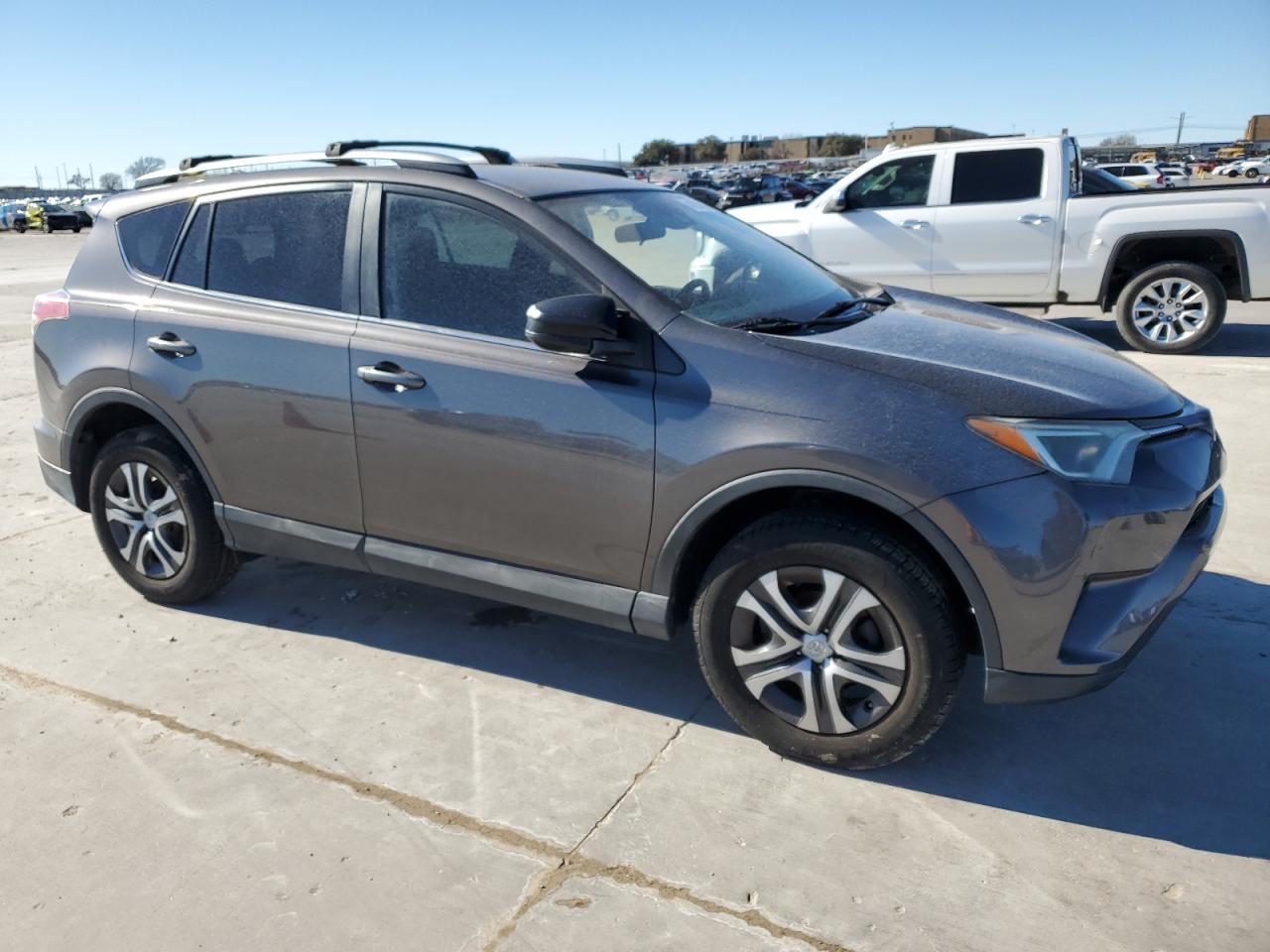 VIN 2T3ZFREV3HW316692 2017 TOYOTA RAV4 no.4