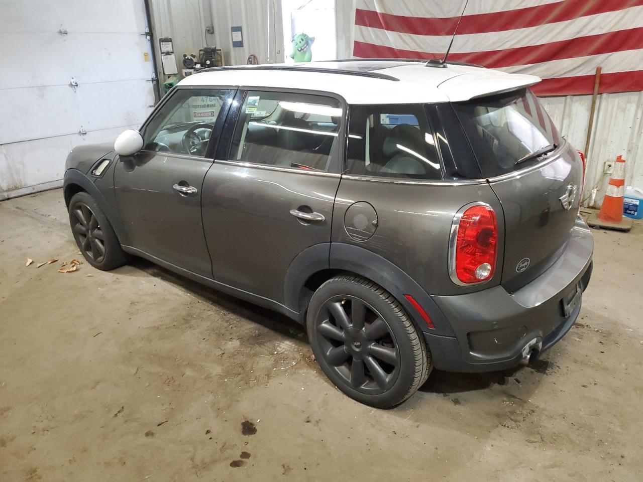 2012 MINI Cooper - Image 2