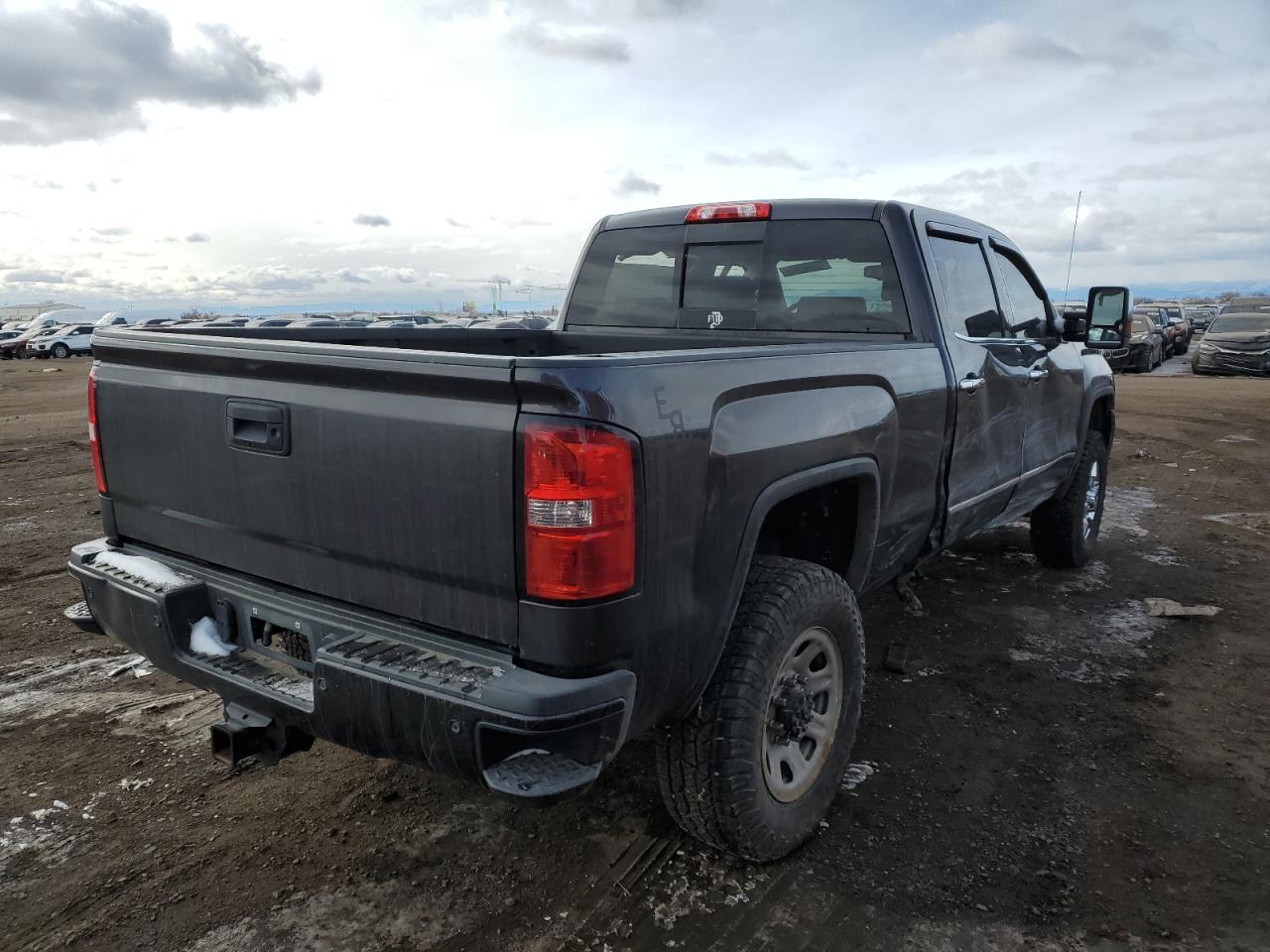 VIN 1GT424E87FF550657 2015 GMC SIERRA no.3