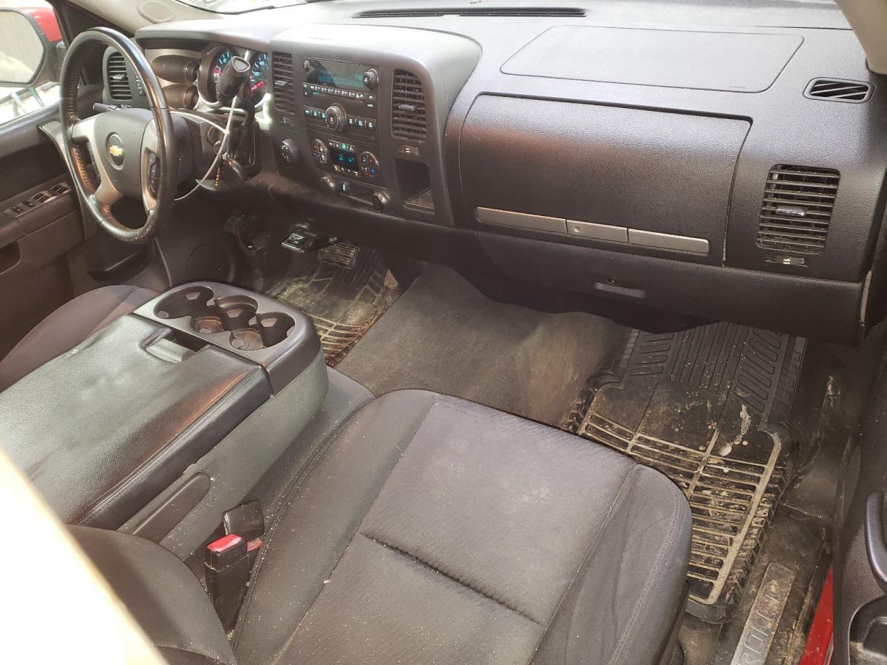 2012 Chevrolet Silverado - Image 8