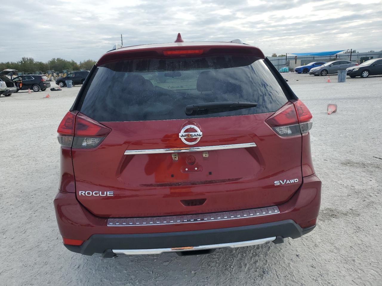 2018 Nissan Rogue - Image 6