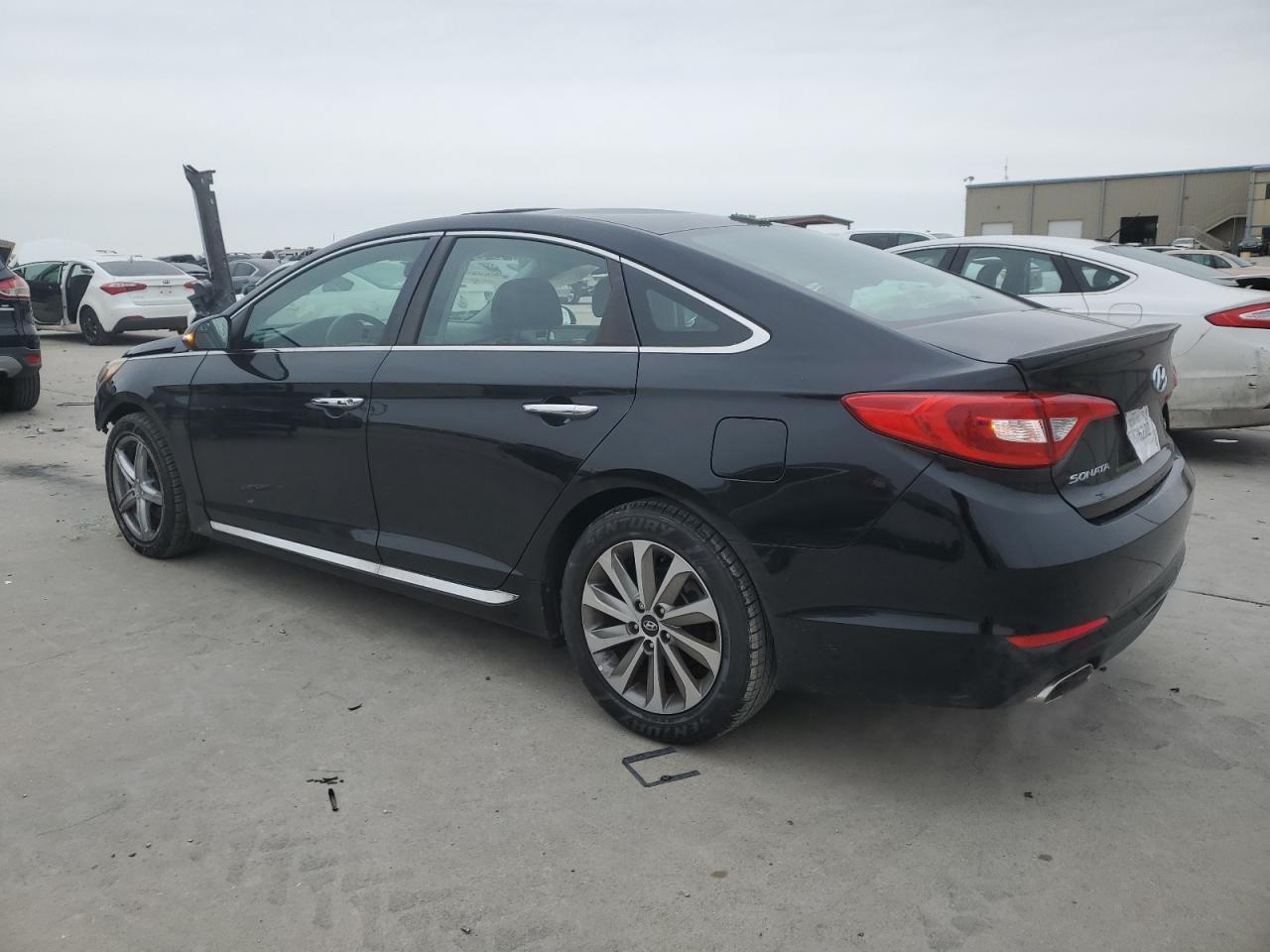 2017 Hyundai Sonata - Image 2