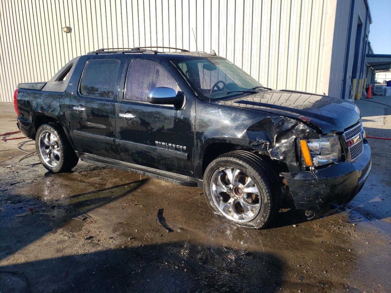2007 Chevrolet Avalanche - Image 4
