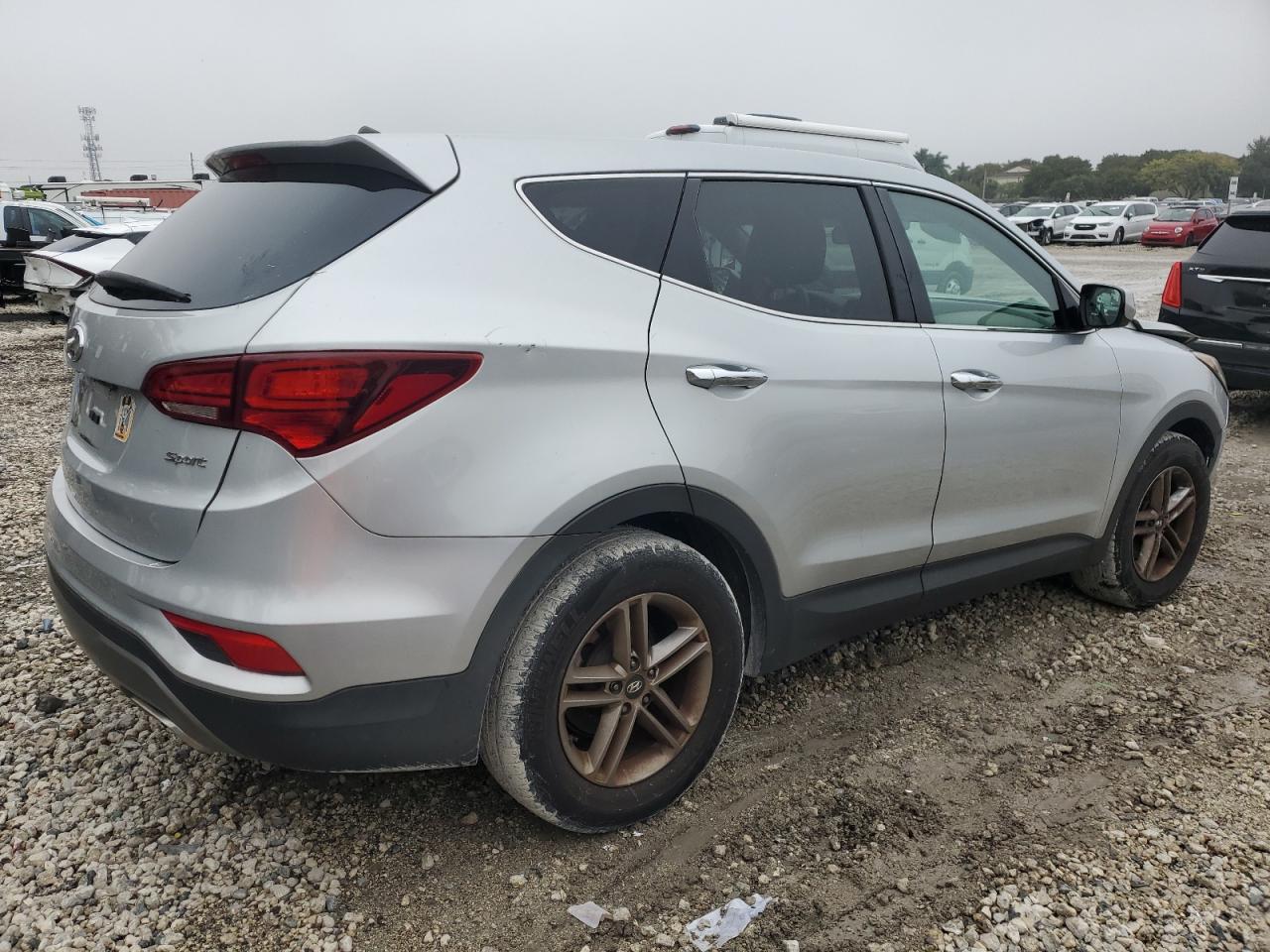 2018 Hyundai Santa Fe - Image 3