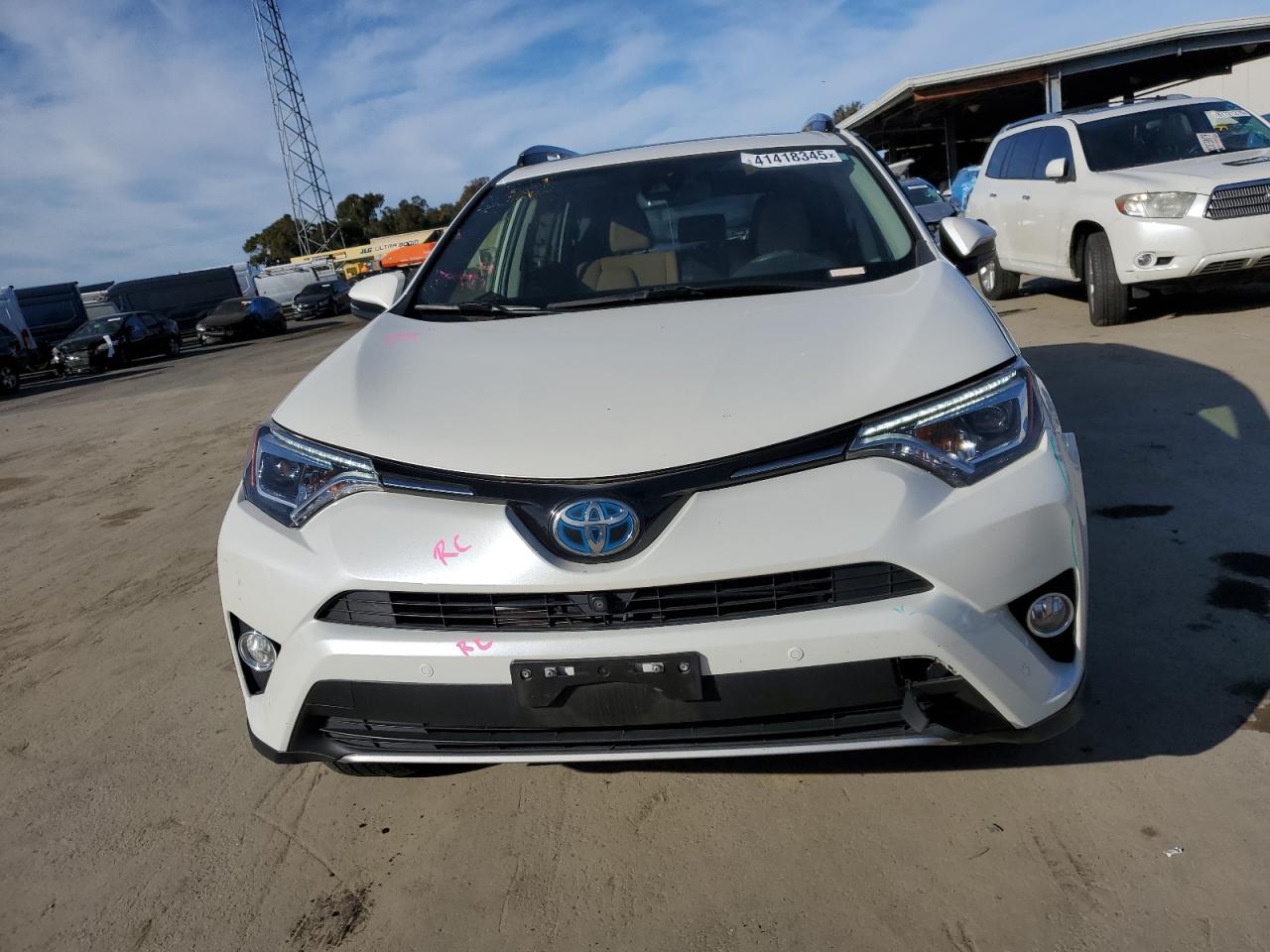 VIN JTMDJREV9HD131598 2017 TOYOTA RAV4 no.5