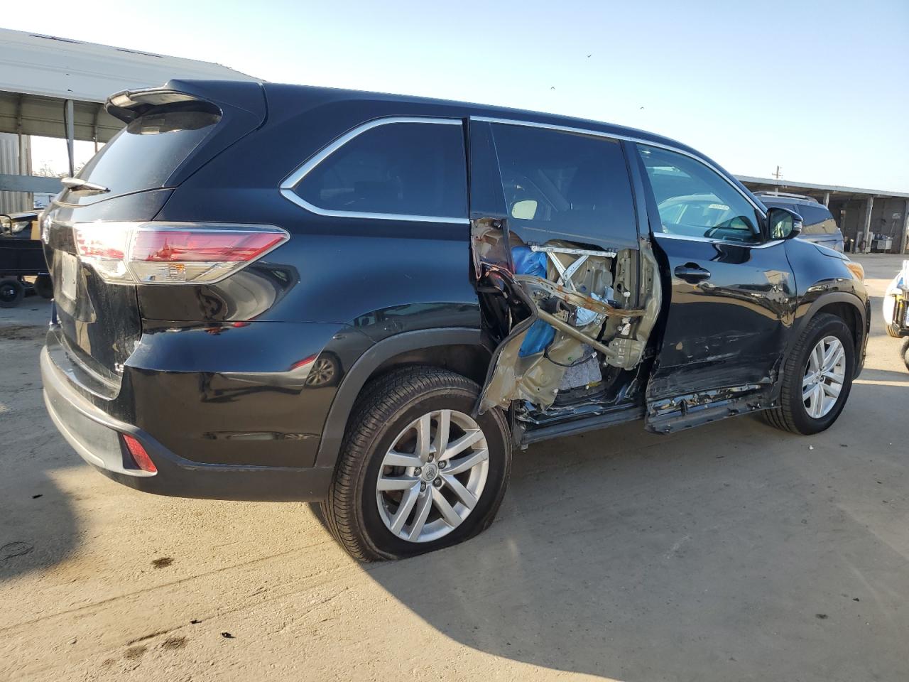 2014 Toyota Highlander - Image 3