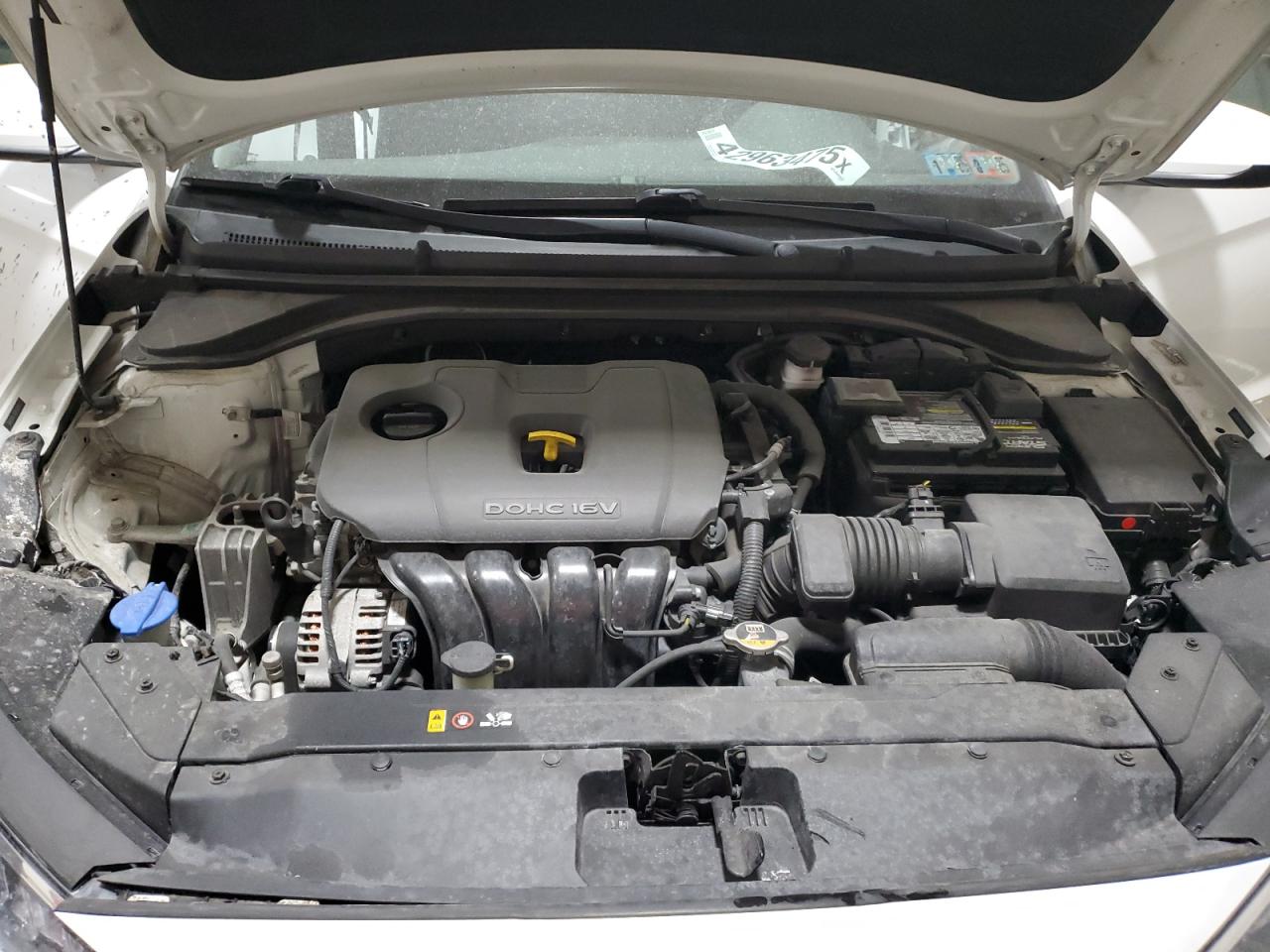 2020 Hyundai Elantra - Image 11