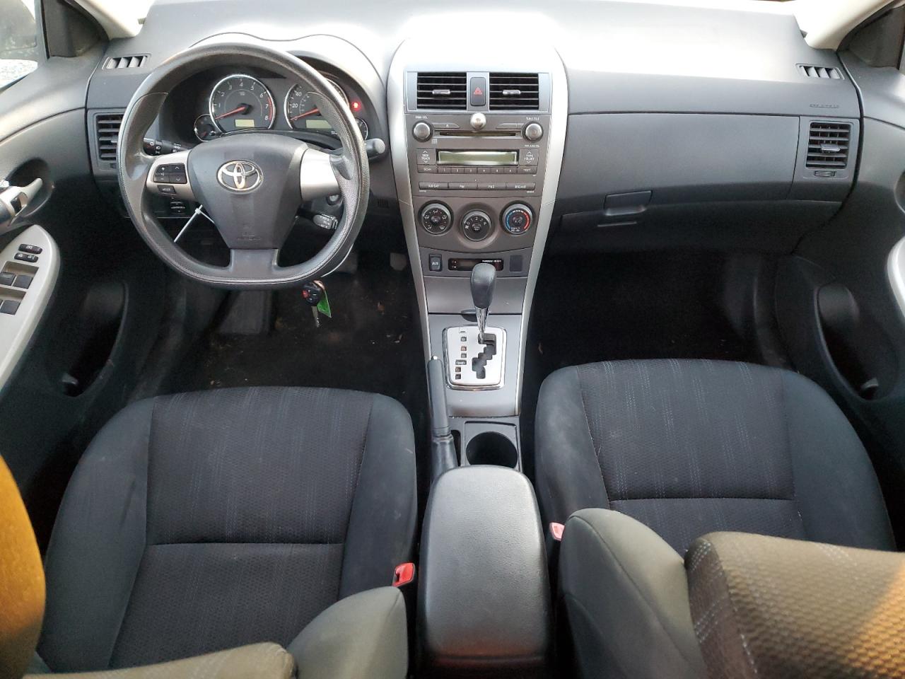 2011 Toyota Corolla - Image 8