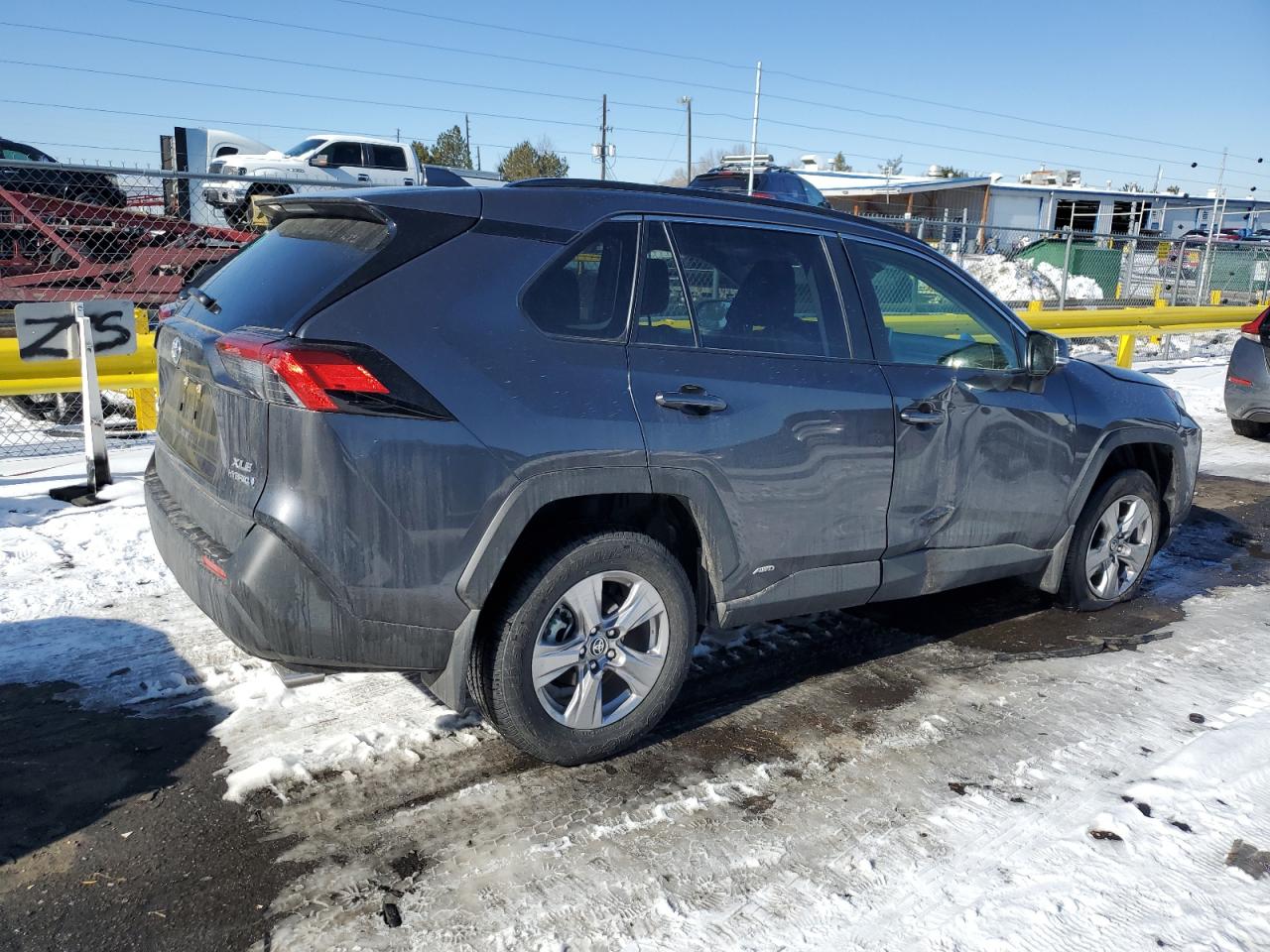 2024 Toyota RAV 4 - Image 3
