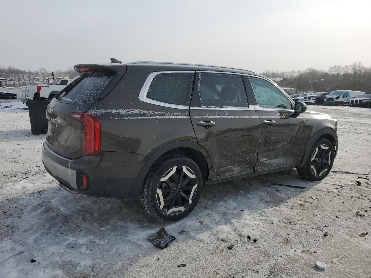 2023 Kia Telluride - Image 3