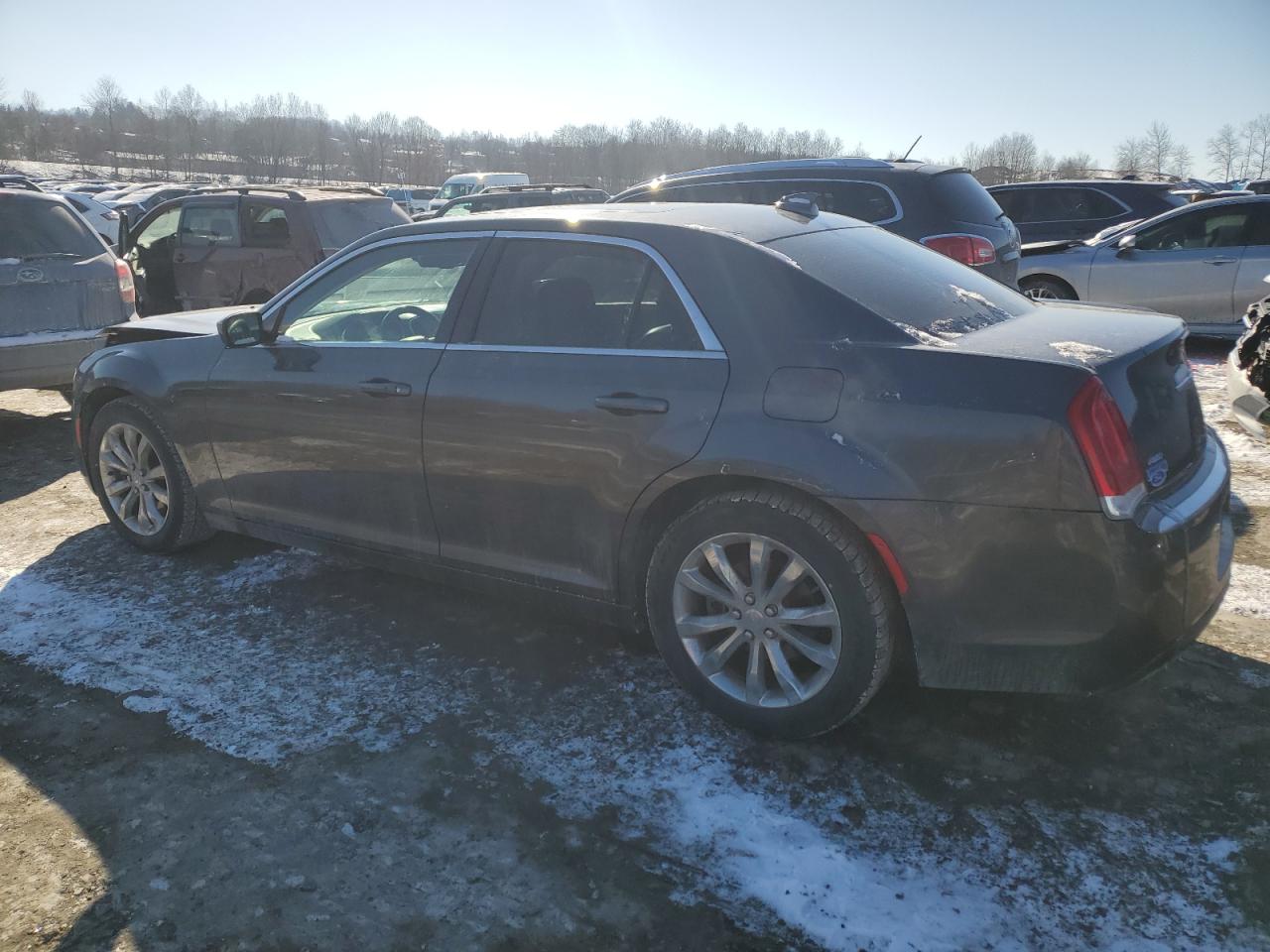 2016 Chrysler 300 - Image 2