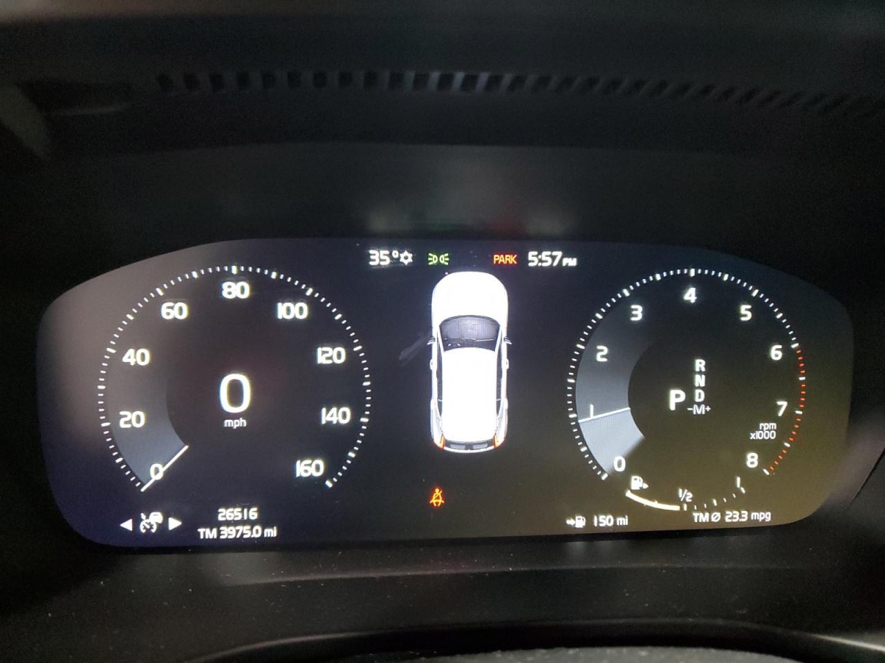 2022 Volvo XC40 - Image 9