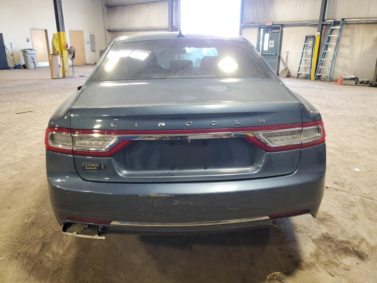 2019 Lincoln Continental - Image 6