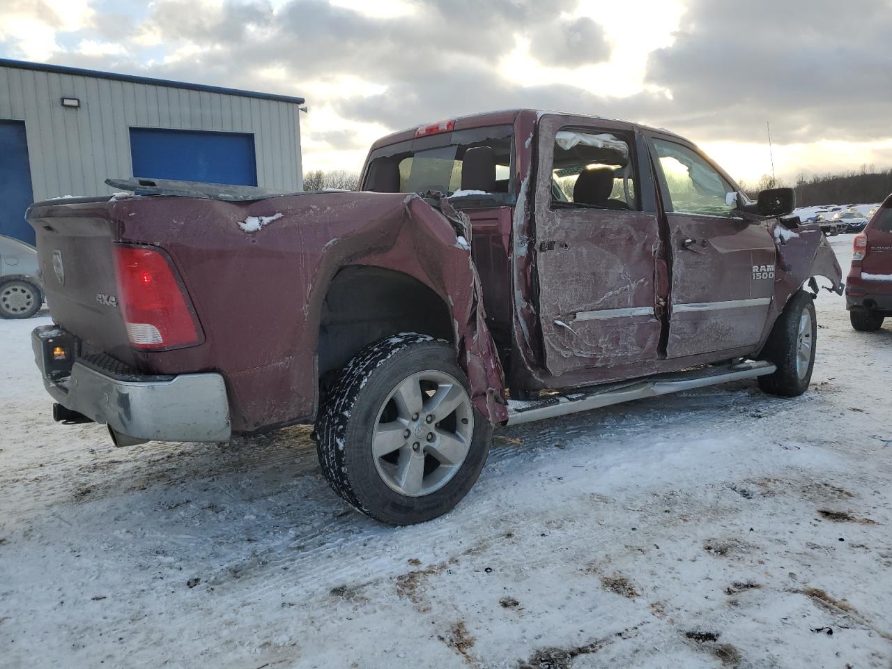 2017 RAM 1500 - Image 3