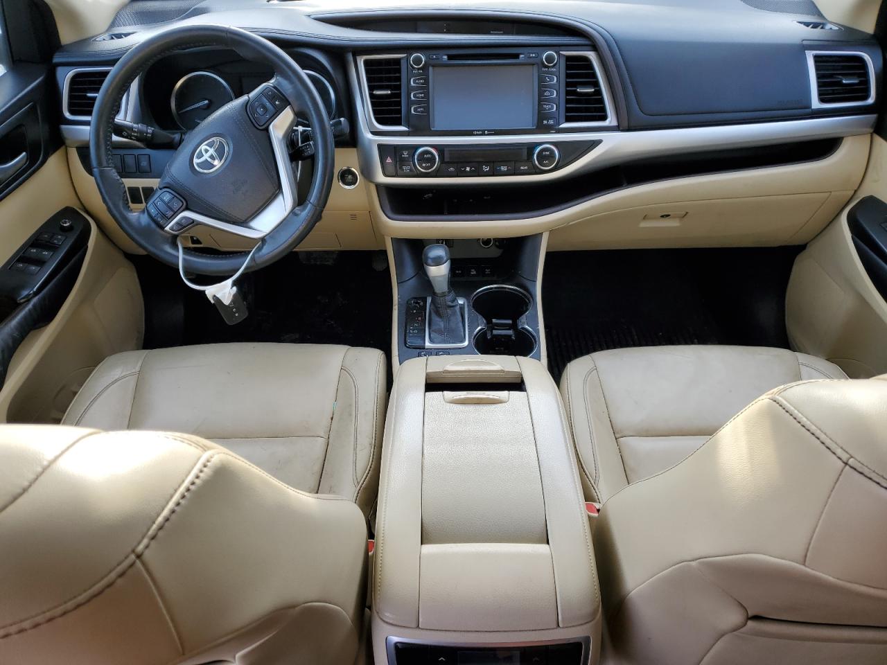 2015 Toyota Highlander - Image 8
