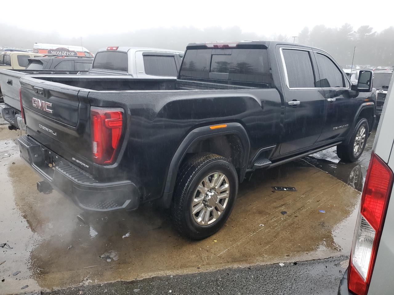 2021 GMC Sierra - Image 3