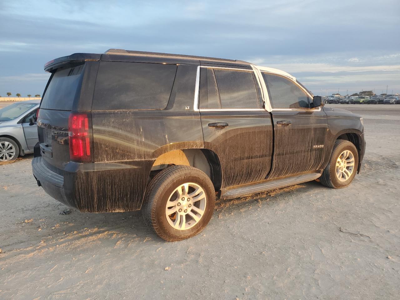 2019 Chevrolet Tahoe - Image 3