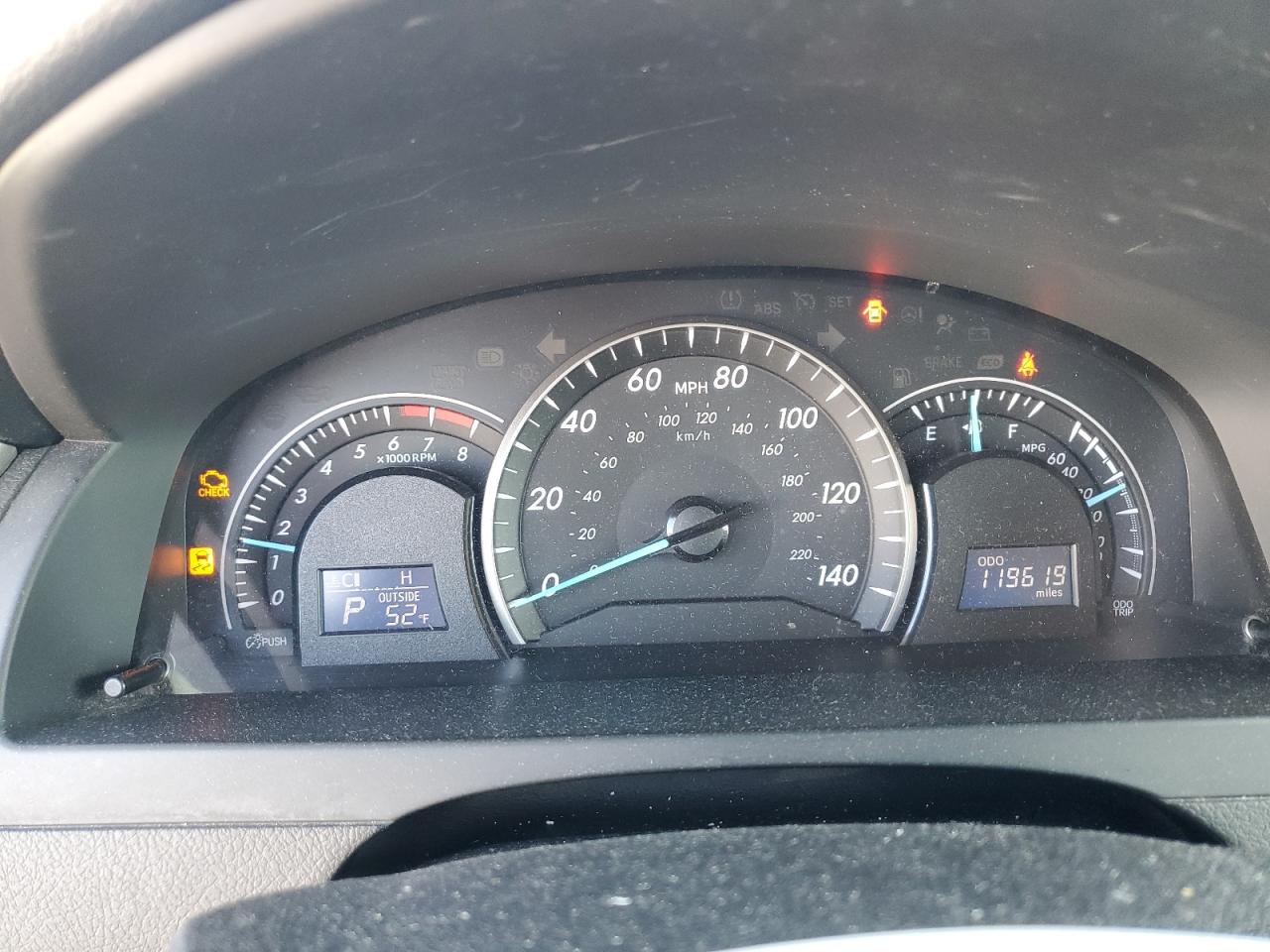 2013 Toyota Camry - Image 9