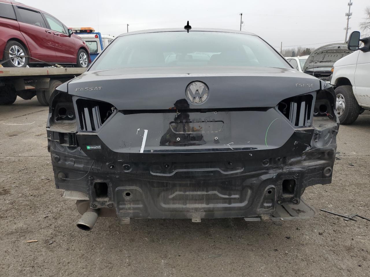 2015 Volkswagen Passat - Image 6