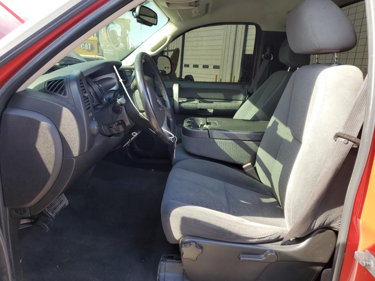 2008 Chevrolet Silverado - Image 7