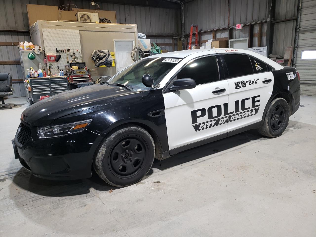 2016 Ford Taurus - Image 1