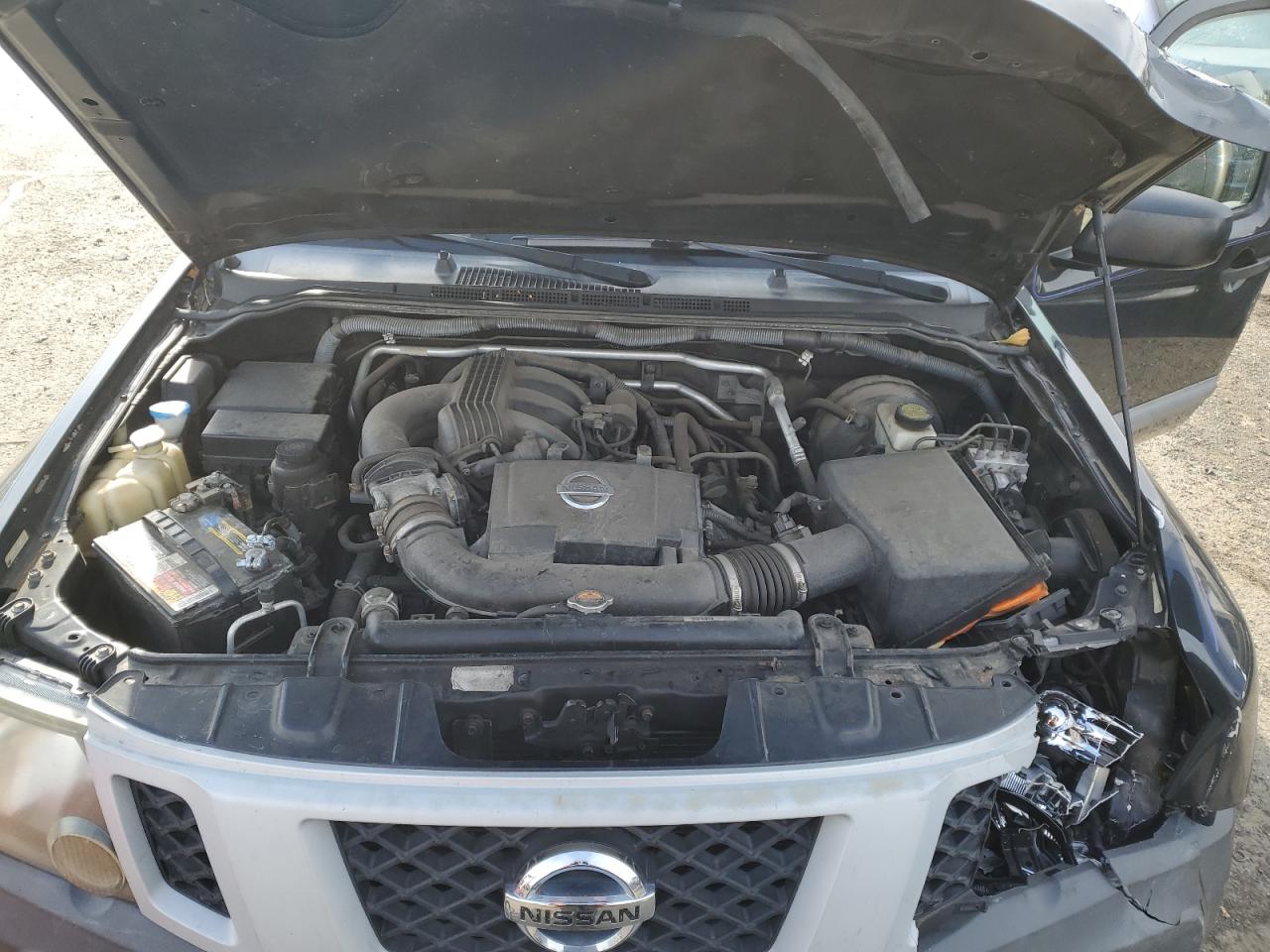 2011 Nissan XTerra - Image 12