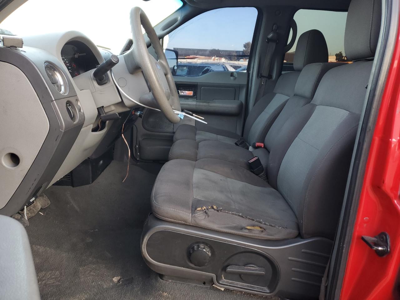 2005 Ford F-150 - Image 7