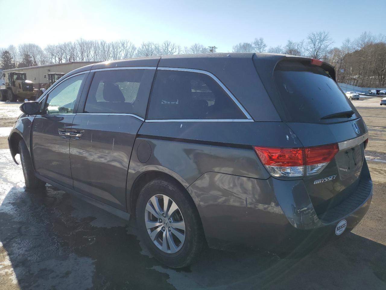 2017 Honda Odyssey - Image 2