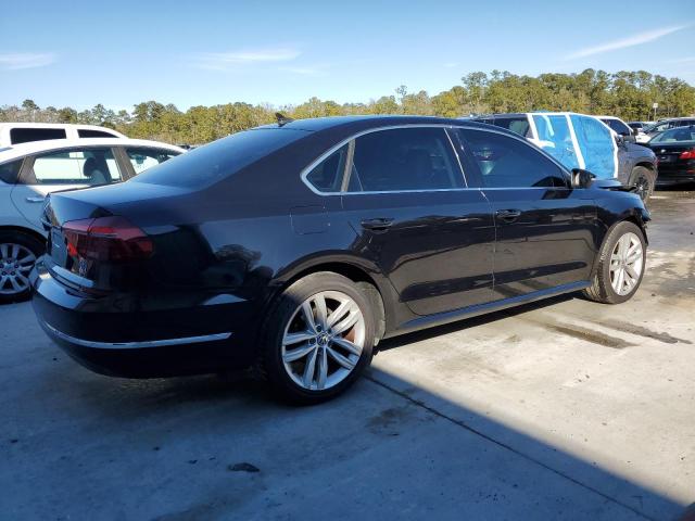  VOLKSWAGEN PASSAT 2018 Черный