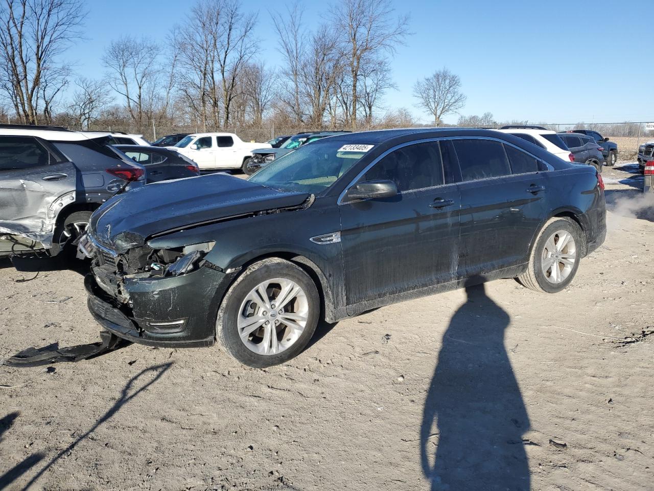 2016 Ford Taurus Sel zu verkaufen in Cicero, IN - Front End