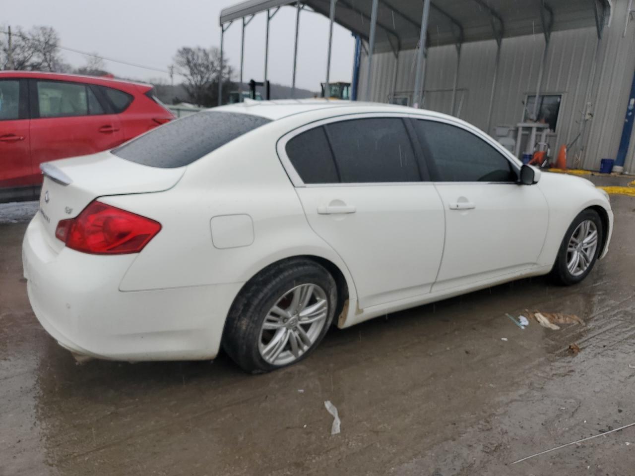 2011 Infiniti G - Image 3