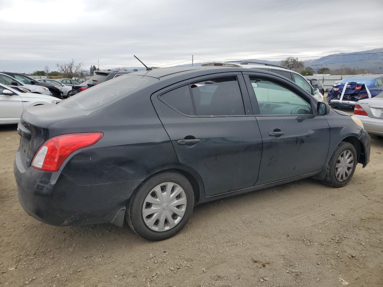 2014 Nissan Versa - Image 3