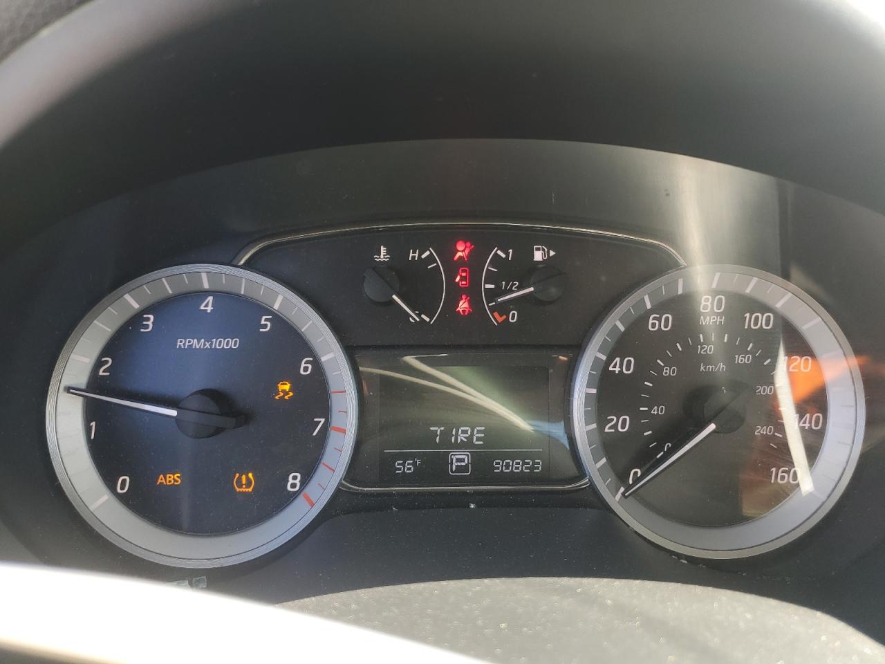2013 Nissan Sentra - Image 9