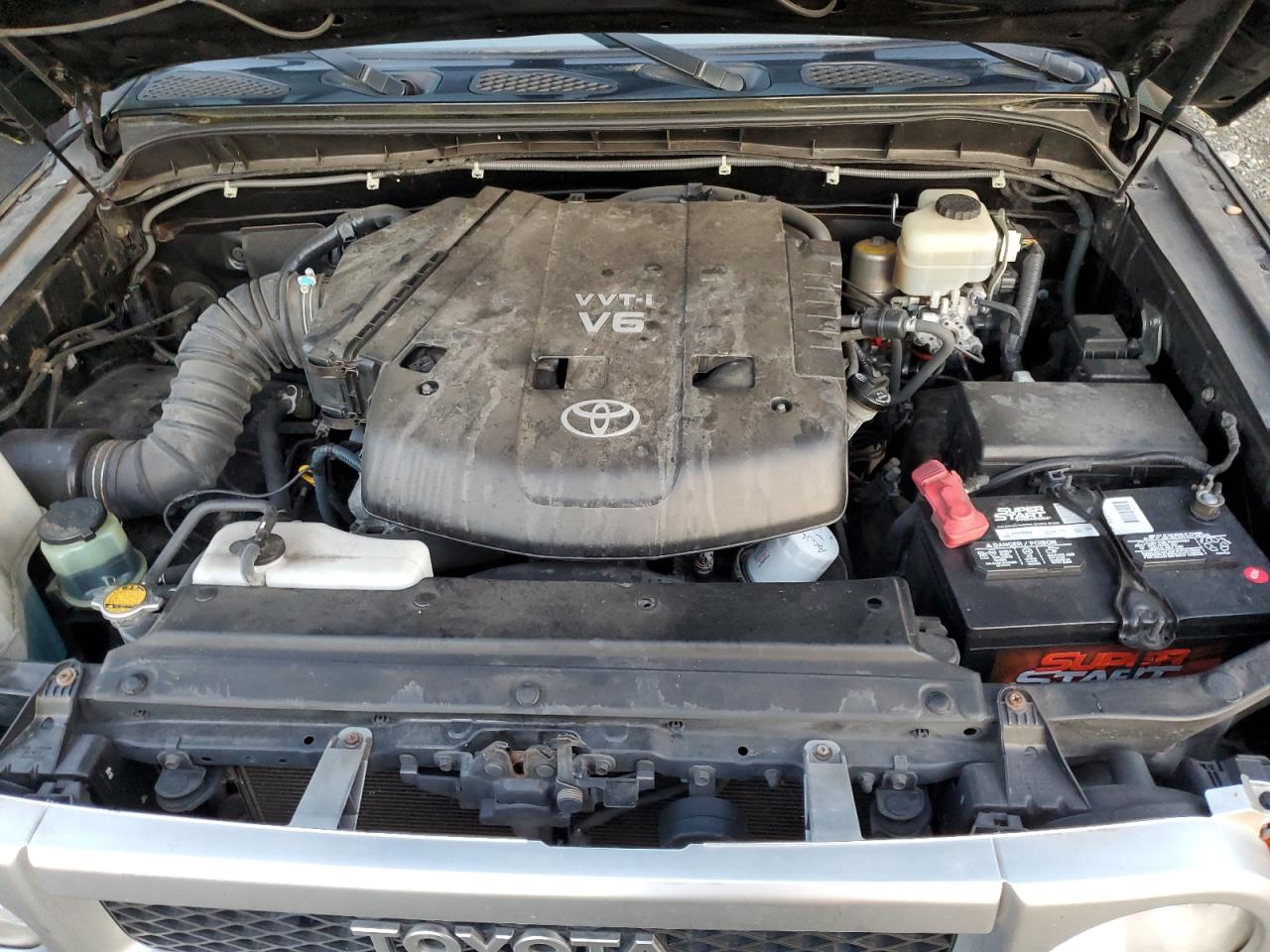 2007 Toyota FJ Cruiser - Image 12