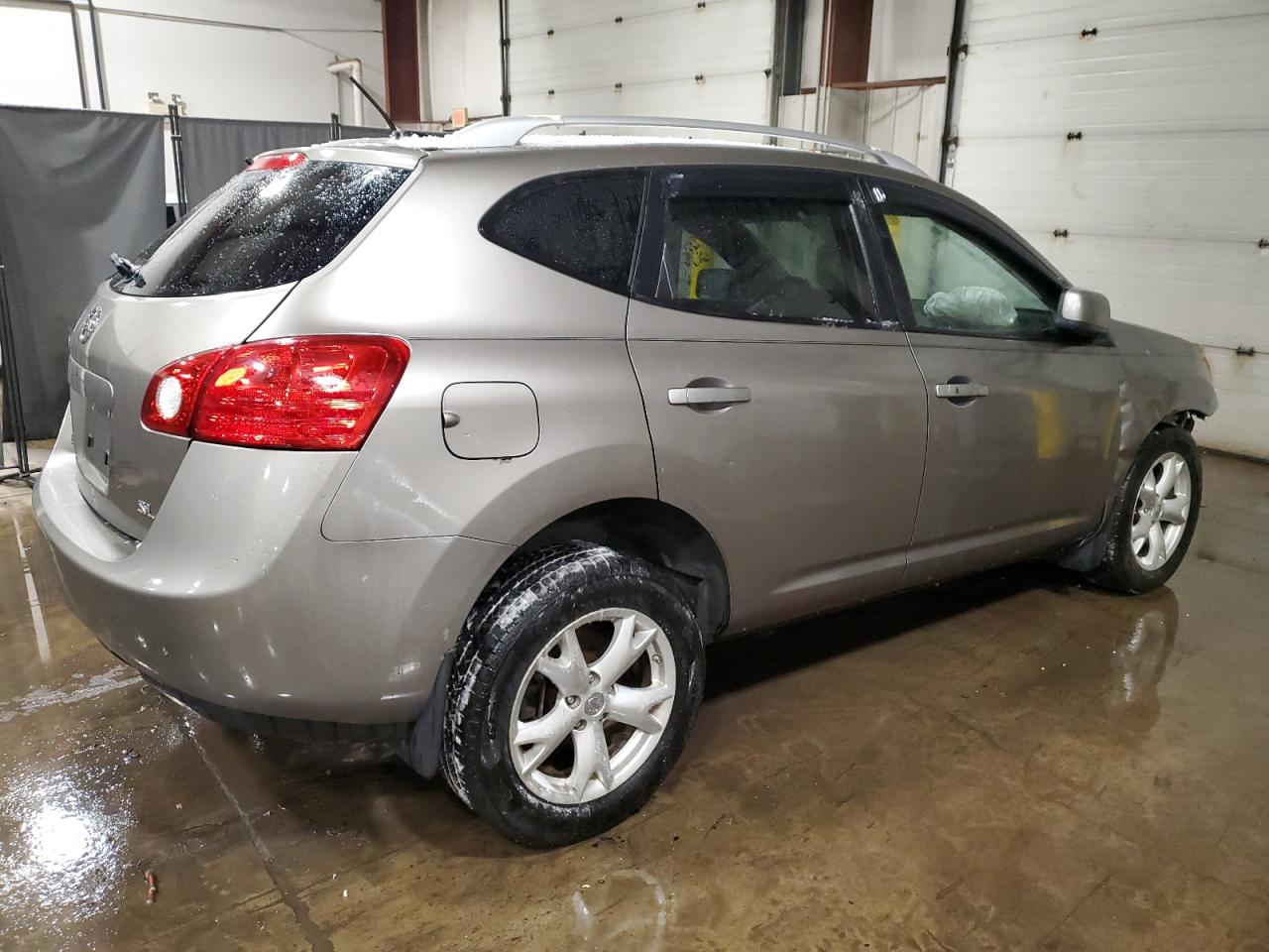 2009 Nissan Rogue - Image 3