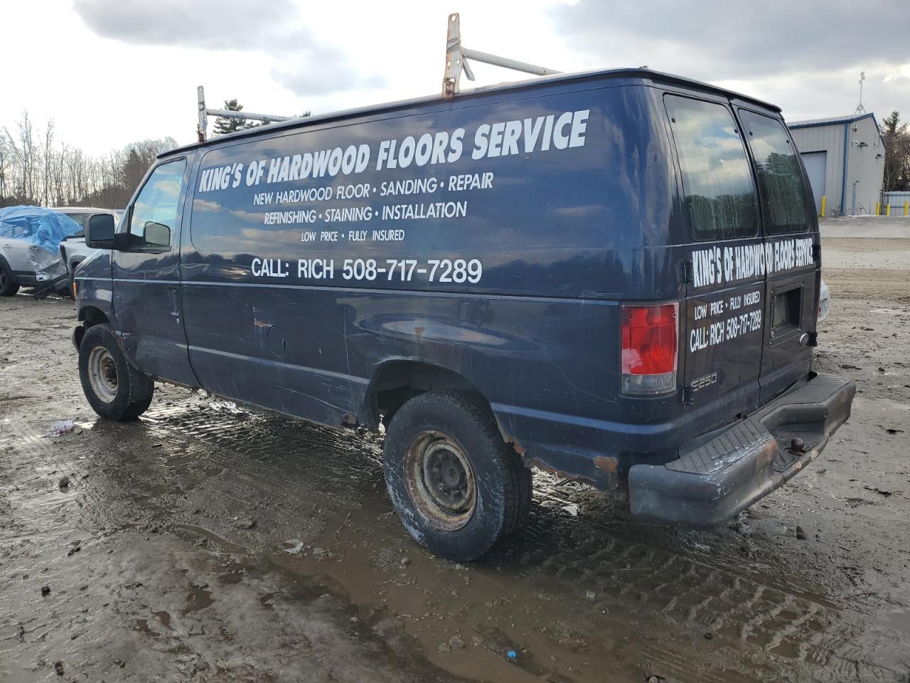 2004 Ford Econoline - Image 2