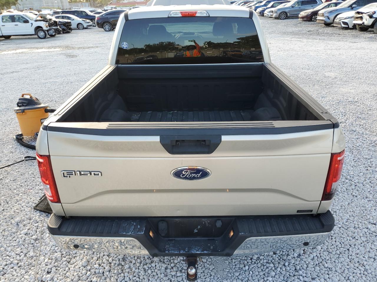 2017 Ford F-150 - Image 6