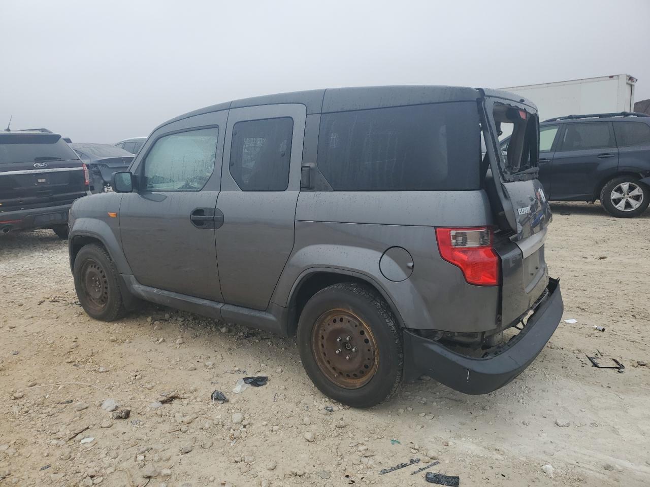 2011 Honda Element - Image 2