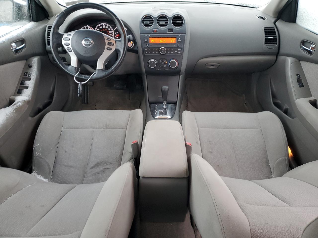 2012 Nissan Altima - Image 8