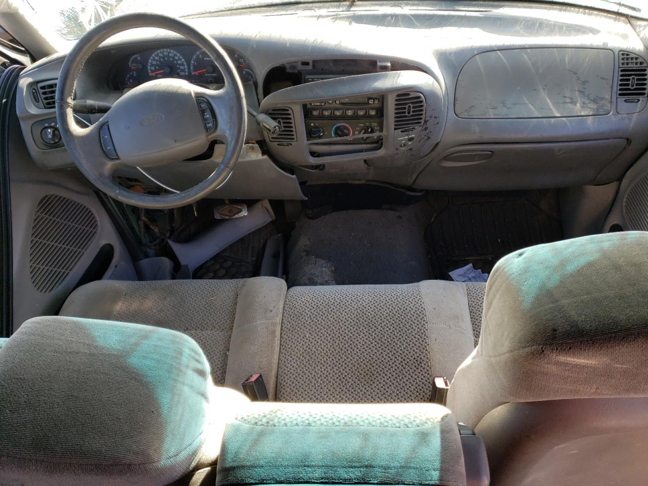 2002 Ford F150 VIN: 2FTRX17282CA21948 Lot: 87390564