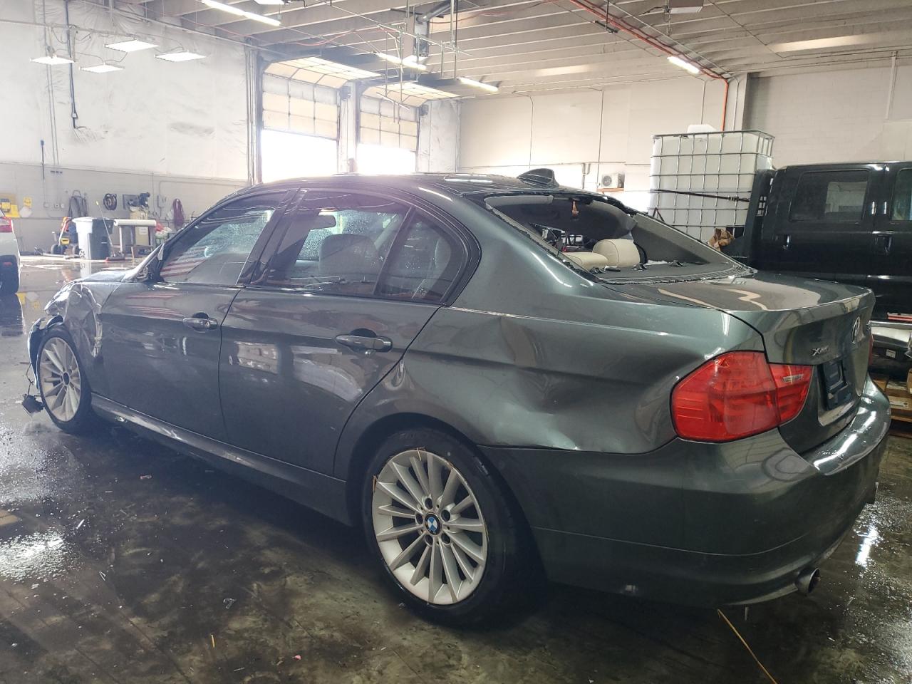 2011 BMW 3er - Image 2