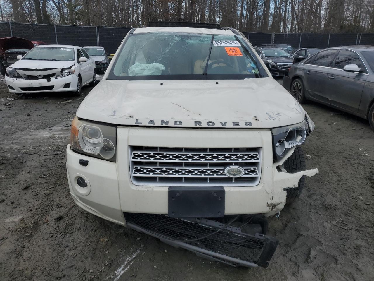 2008 Land Rover LR2 - Image 5
