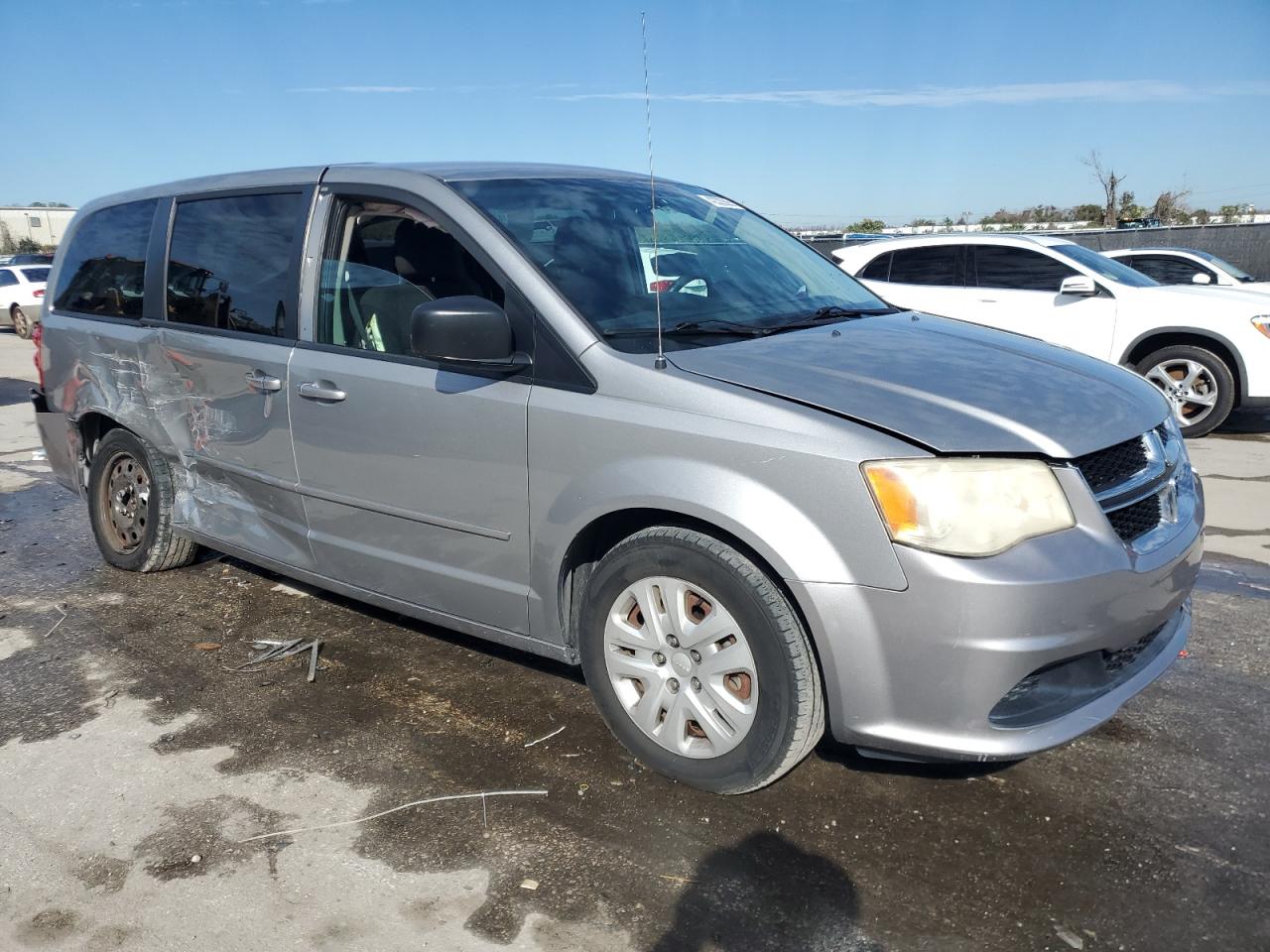 2014 Dodge Caravan - Image 4