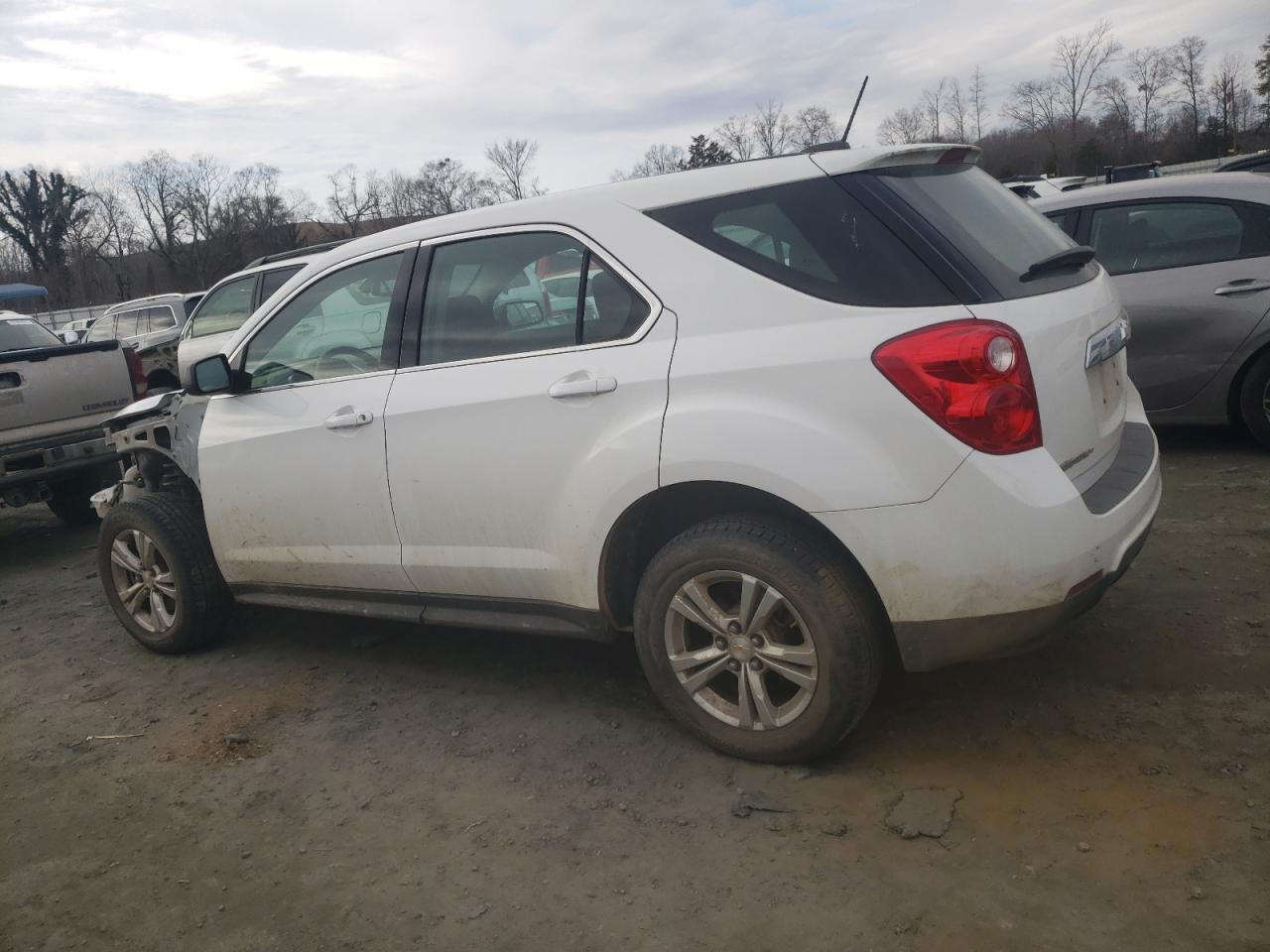 2015 Chevrolet Equinox - Image 2