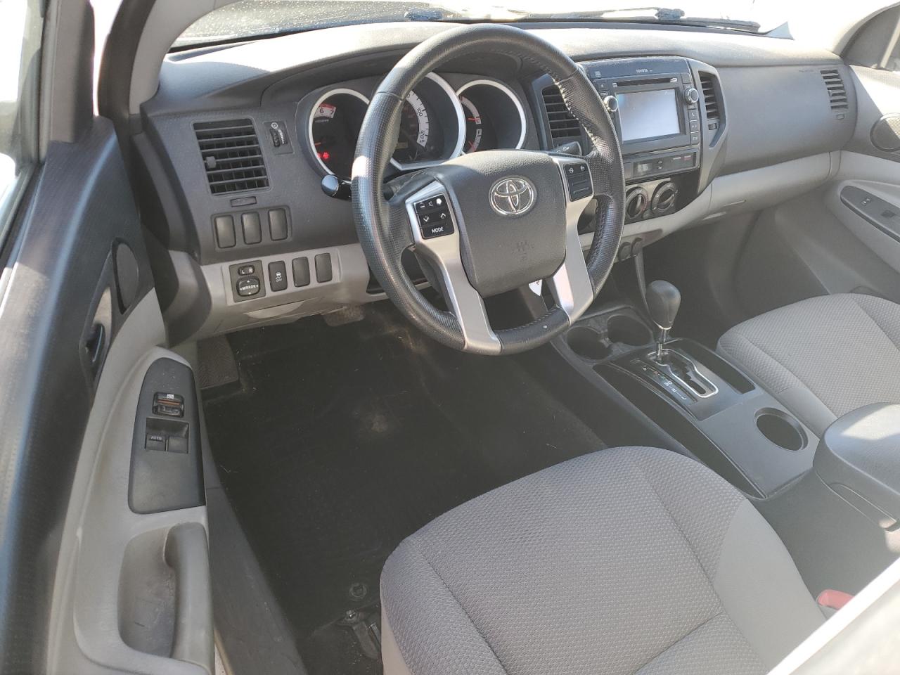 2013 Toyota Tacoma - Image 8